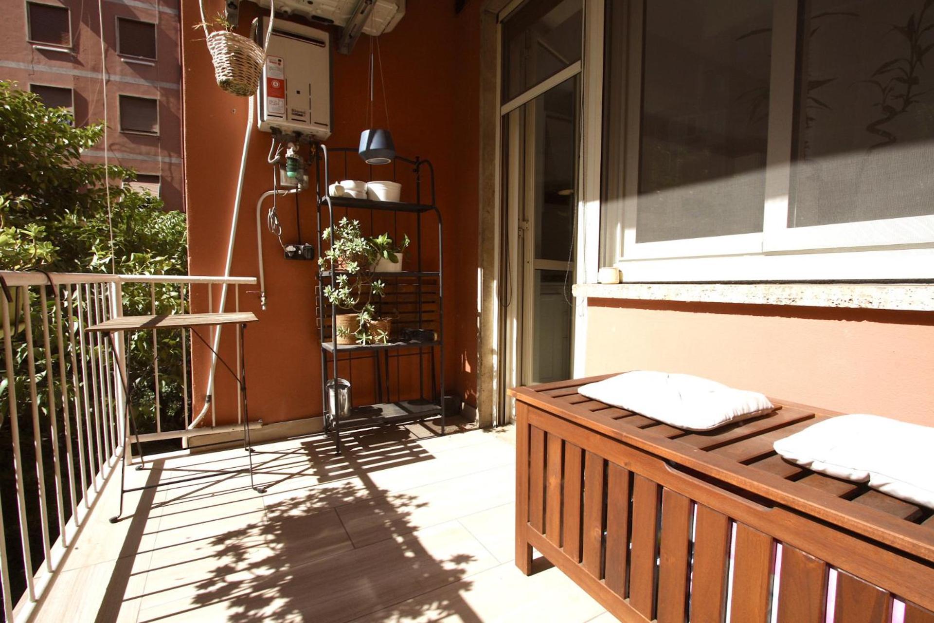 Tana House Roma