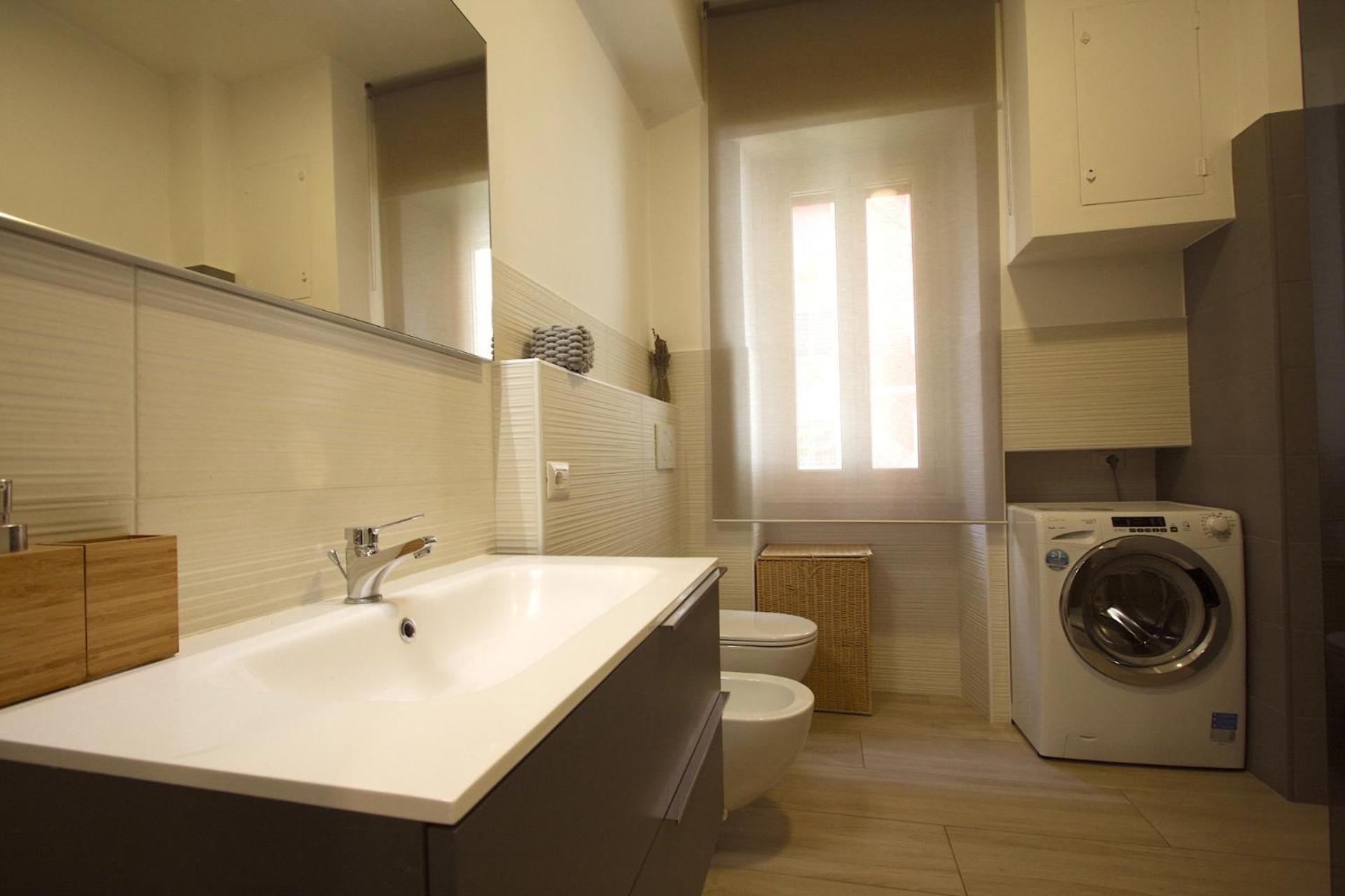 Tana House Roma